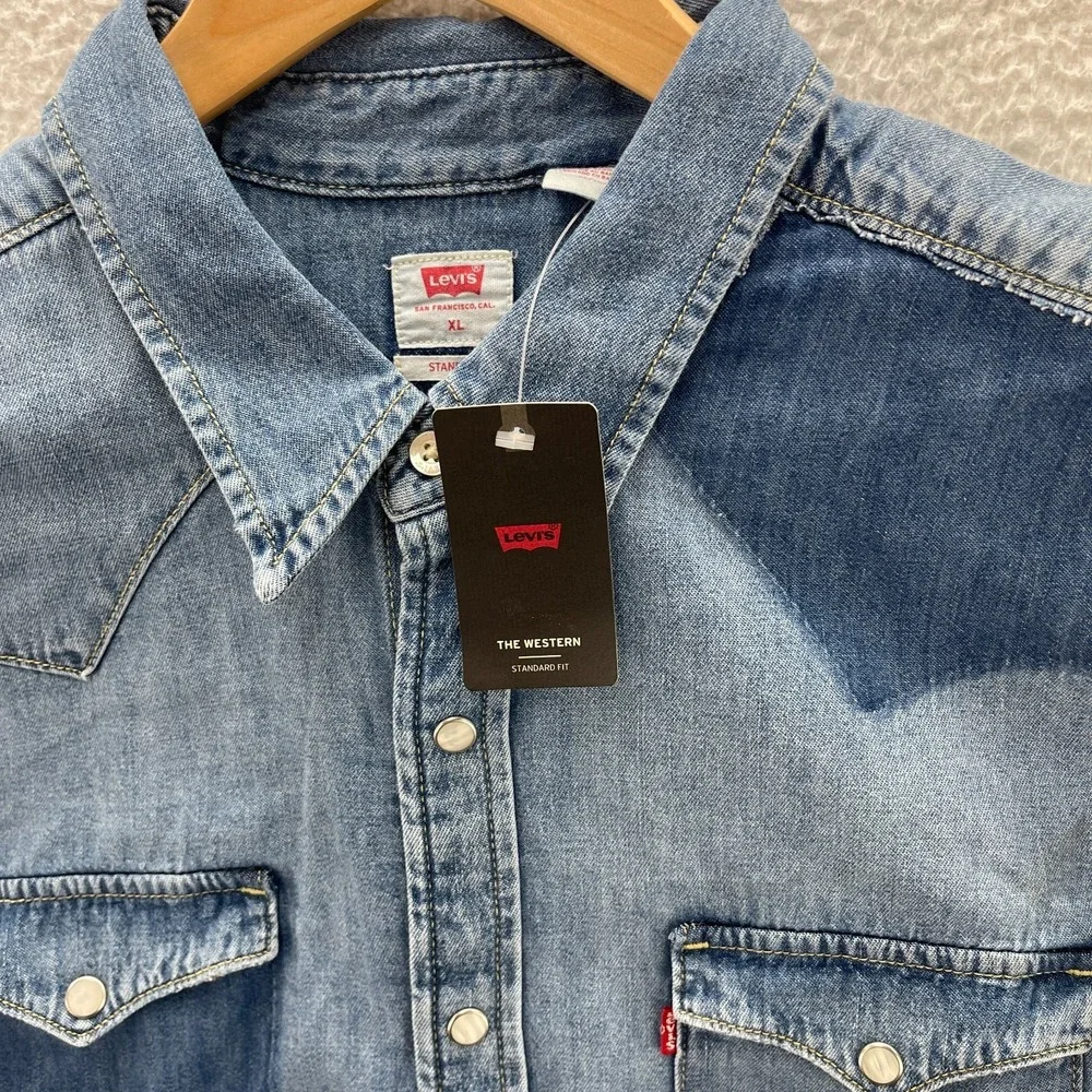 Levis Shirt Mens M Blue Western Denim Pearl Snap Yoke Cowboy Ranch Distressed